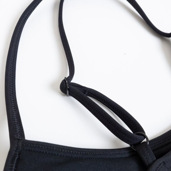 Alo Yoga Airlift Intrigue Bra Black Small NEW - Picture 8 of 10